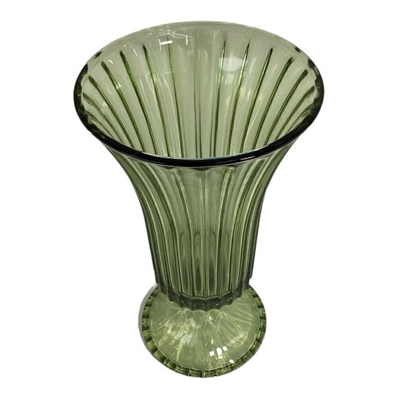 Vintage green glass Pedestal Vause vertical line scalloped base edge MCM - Picture 2 of 7